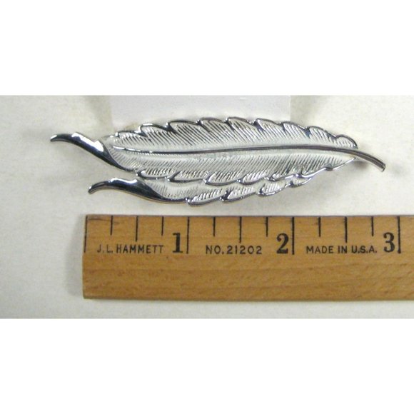 Feather Leaf Brooch Pin Jewelry Silvertone Vintage Large - Picture 2 of 3